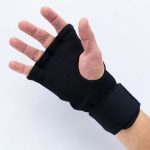 Umer Well Club Inner Gloves - Image 2